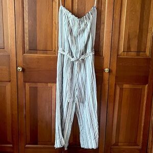 Anthropologie Cloth & Stone cotton strapless cropped jumpsuit with belt